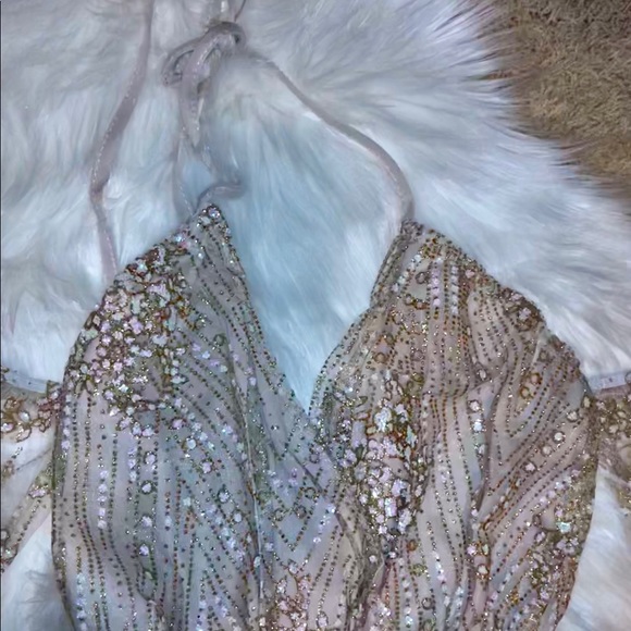 XS cream/pink off the shoulder romper - Picture 4 of 4